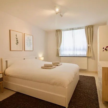 Heart Of Grand Place - Stunning 3br Triplex * 布鲁塞尔