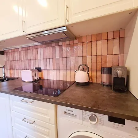 Magnolia Pink New And Fully Equipped Apartment *