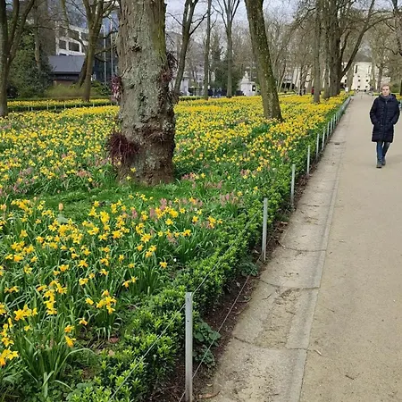 Charming In Etterbeek 70 M² With Balcony Appartement *