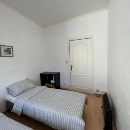 Hostel Etterbeek Youth *