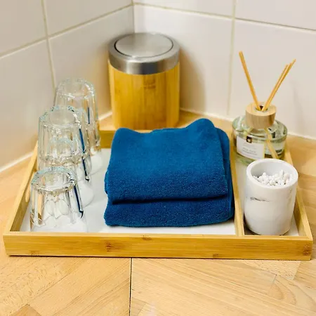Oasis-spacious Loft In Excellent Location 아파트 *