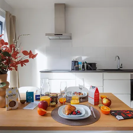 Apartment Sweett - Michel Ange