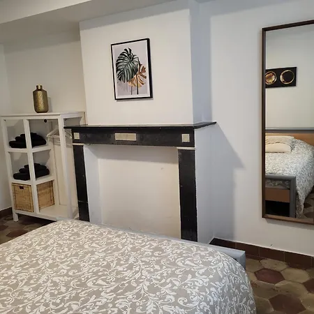Gasthof Brussels Bed & Blockchain Private With Shared Bathroom *