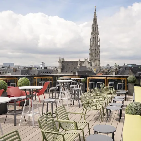 ホテル Warwick Grand-place 4*