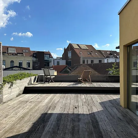 Down Town Penthouse With Private Parking Brüsszel