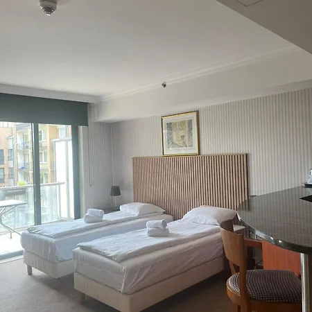B-aparthotel Ambiorix Appart hôtel 4*
