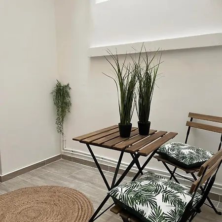 N1 Centre * Brüsszel