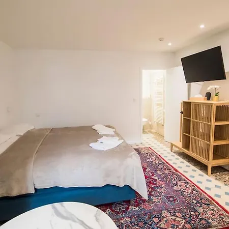 Smart - Gare Du Midi Apartamento *