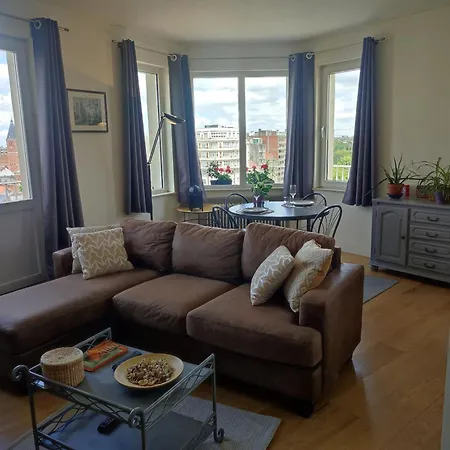 Appartement Charming In Etterbeek 70 M² With Balcony *
