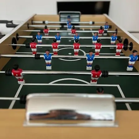 Down Town Spacious Duplex With Private Parking & Game Appartamento *