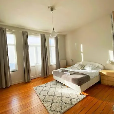 Cute Flat In Apartamento *