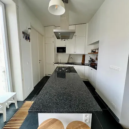 Sejour Elegant Pres Du Centre Apartamento *