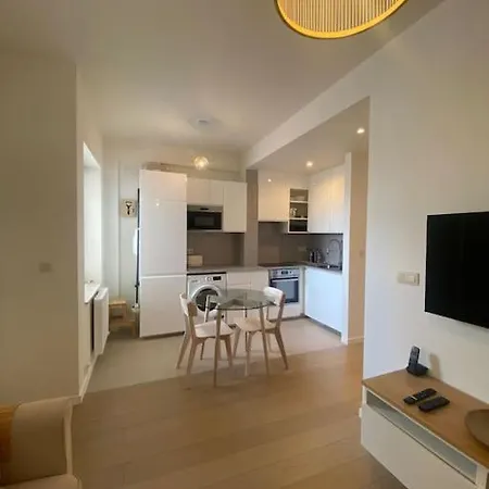 1 Avec Parking Au Coeur De 2d Apartament
