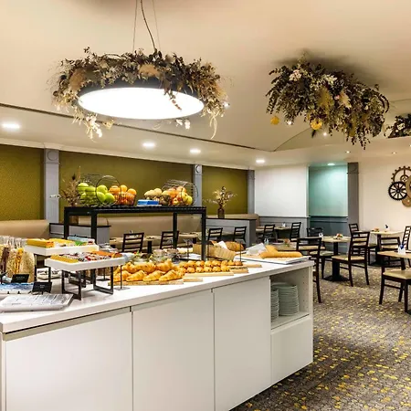 Nh Carrefour De L'europe Hotel