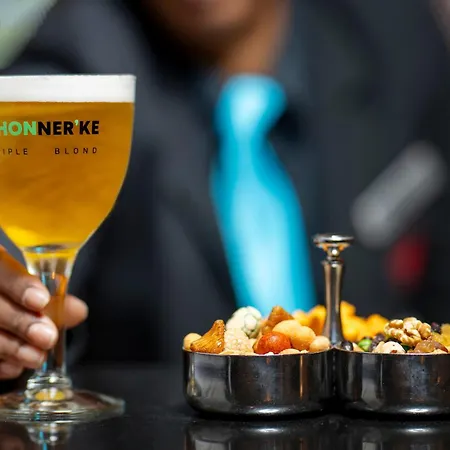 ホテル トーン Eu 4*