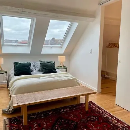 Apartment Beautiful 2 Bedroom Duplex In Le Chatelain *
