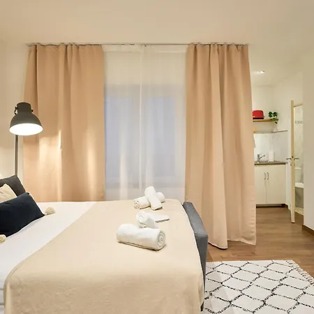 Compact & Stylish In Bruselas