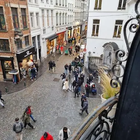Manneken View