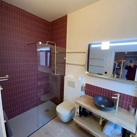 J And R * Брюссель