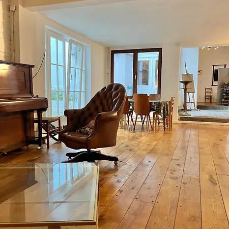 Prázdninový dům Etonnante Maison Au Style Unique A Bruxelles!