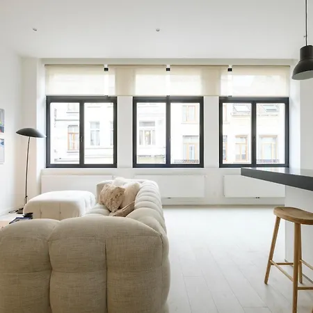 Apartment Flats De La Trinite *