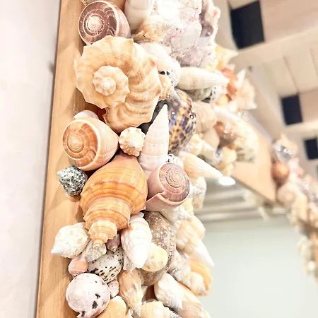 アパート Luxury On Rue Haute ブリュッセル