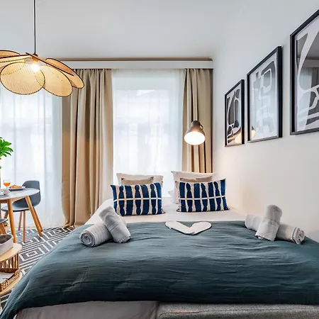 Scenic In Historic * Bruxelles