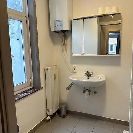 Charming Uccle With Views アパート ブリュッセル