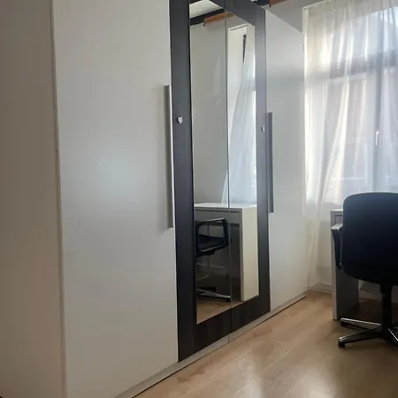 Coliving - Sharing Space Eu Homestay szállás