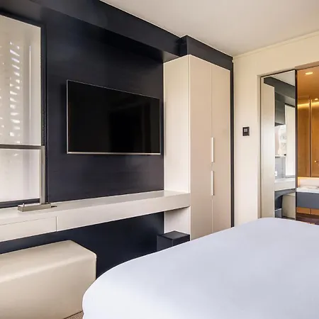 Hotel The