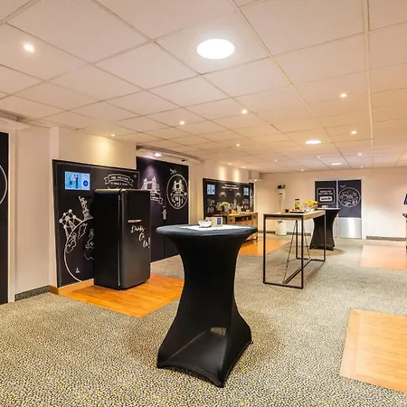 Hotel Novotel Brussels Airport 3*