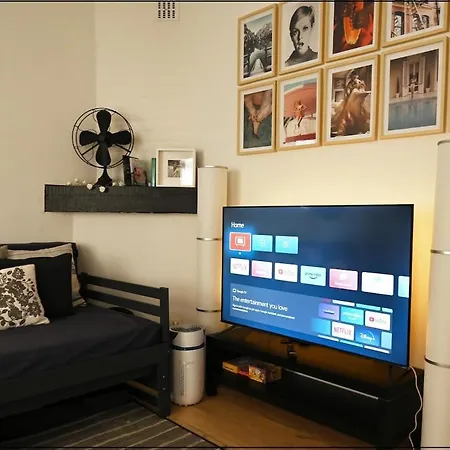 Apartman Bold And Beautiful Duplex In Central Brüsszel