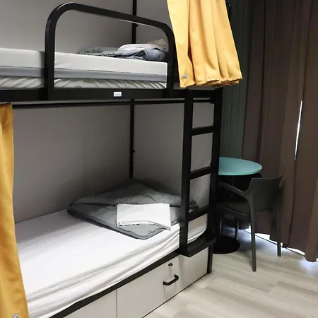 Hi Jacques Brel Hostel Hostel Brussels