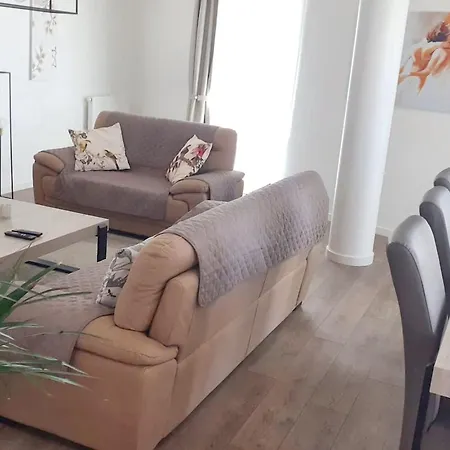 Modern In Cureghem Anderlecht 134 M² + Terrace Apartamento *