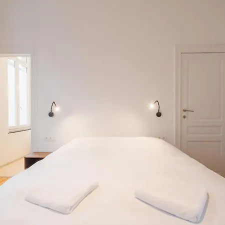Floor New Duplex Stunning View In Trendy St Gilles Apartmán