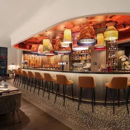 Hotel Renaissance 4*