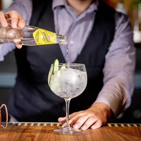 מלון Pestana Schuman 3*