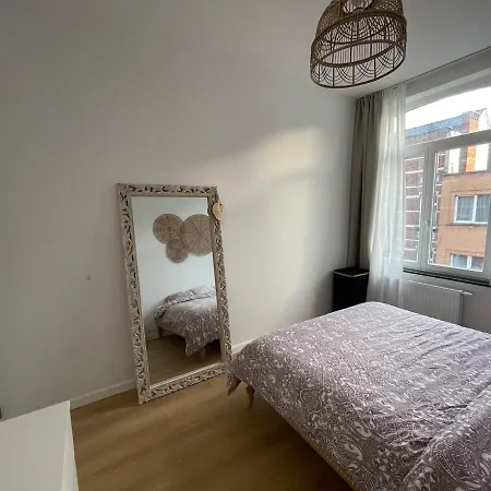 Charming Duplex In Bruxelles