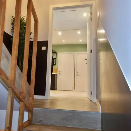 Plantin 4 * Bruxelles