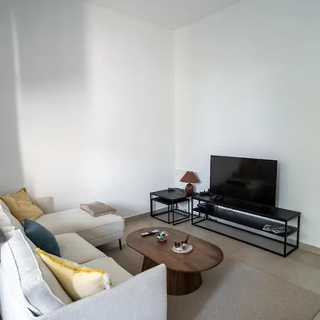 Cozy And Luxurious In Brussels, Laeken Bruxelles