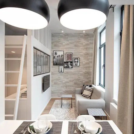 Fully Equipped Near Place Stephanie Bruselas