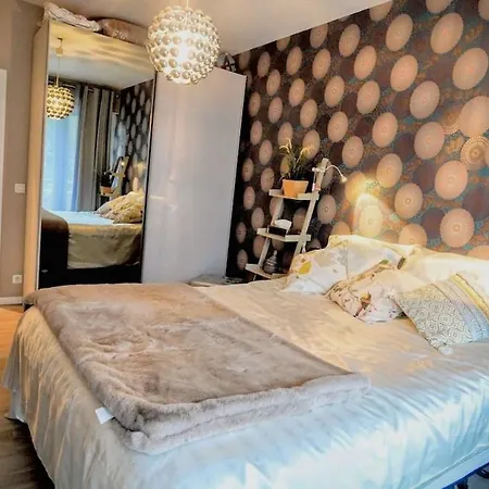 Oasis Of Charm In Brussels! Apartament