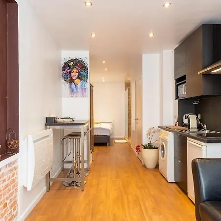 Etterbeek - Sunny Loft - Eu Area