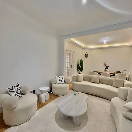 Grand Luxueux Apartment *