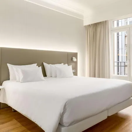 Nh 컬렉션 센터 4*