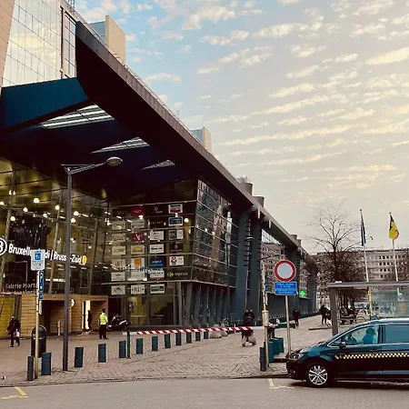 Daire Midi Station 3 Brüksel