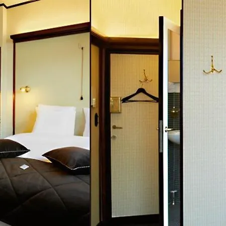 Latroupe Le Berger Hotel Saint-Gilles