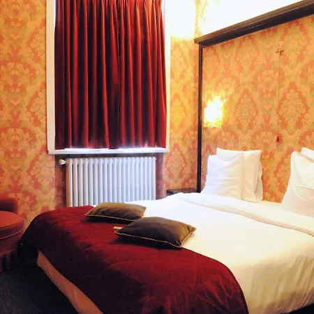 Latroupe Le Berger Hotel