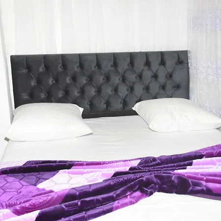 1 Confort Gare De L'ouest * Brüsszel