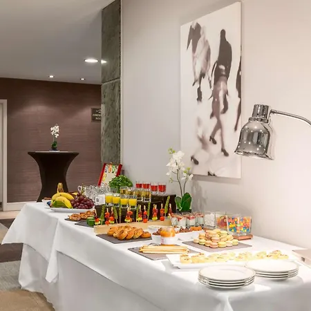 Nh Carrefour De L'europe Hotel 4*
